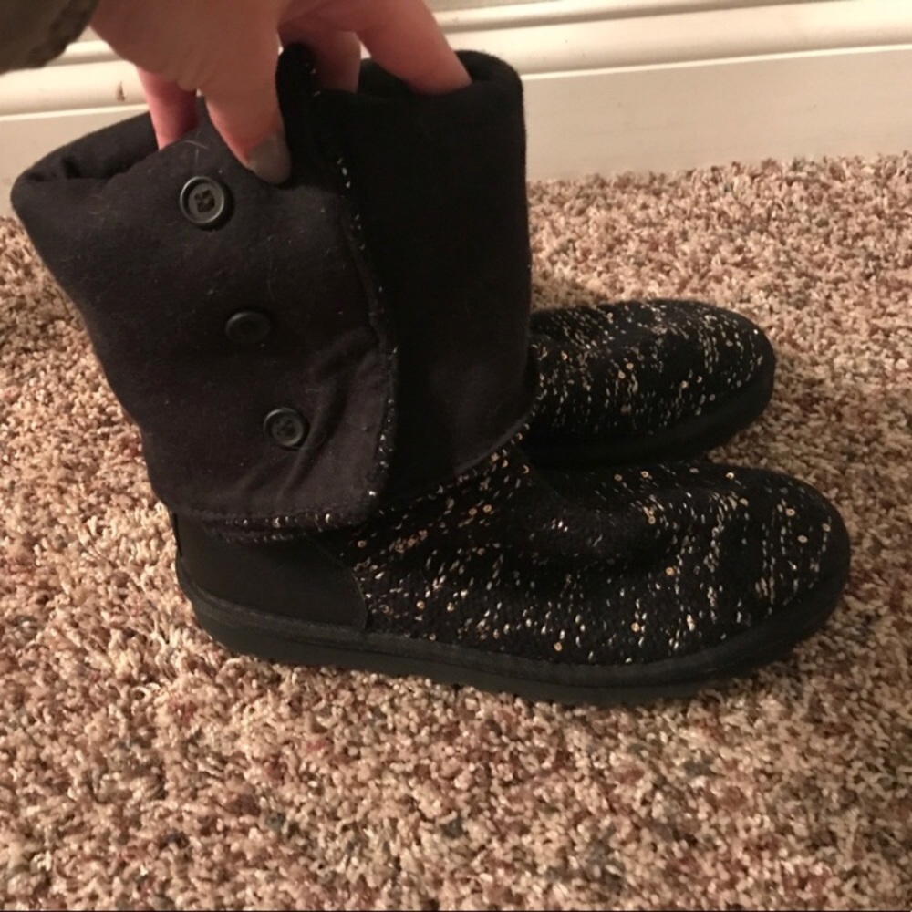 Sequins detail classic knit UGGs (limited edition) boots size 7
